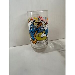 Vintage Peyo, Wallace Berrie & Co 1983 Smurf Glass Harmony Smurf Playing Music